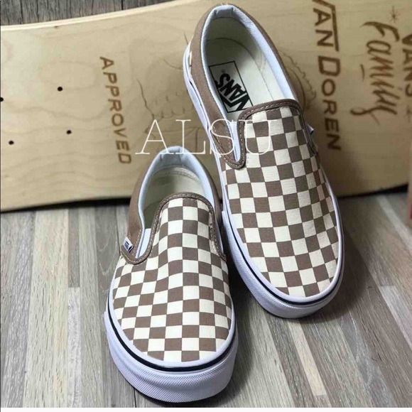 VANS Classic SlipOn Tger’s Checkerboard ChocolateW - Picture 5 of 8